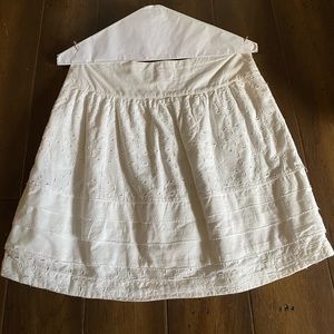 Banana Republic Eyelet white skirt